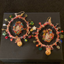 Carica l&#39;immagine nel visualizzatore di Gallery, Frida Kahlo Earrings
