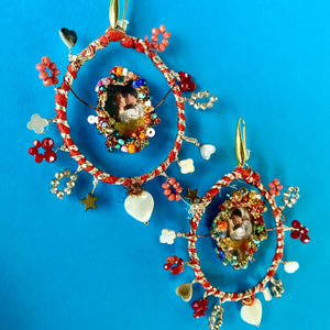 Earrings with kiss of Romeo and Juliet painted by Sir Francis Dicksee