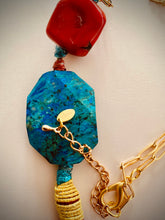 Load image into Gallery viewer, Sautoir with semi precious stones Crysocolla and Bamboo Coral
